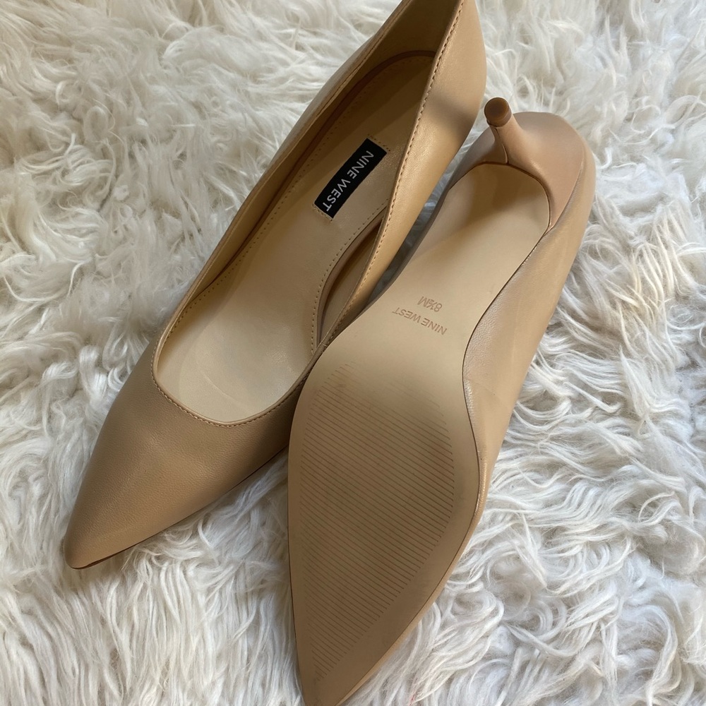 Heels - Picture 5 of 6